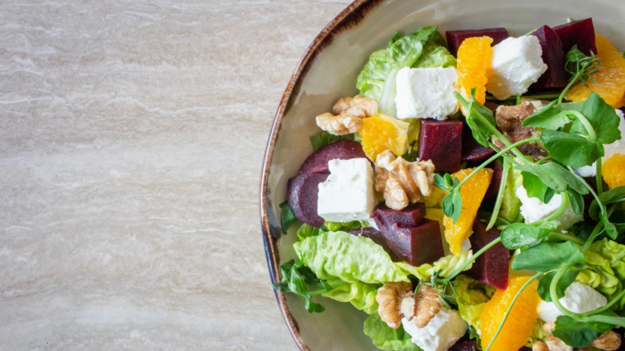 Beetroot salad 16×9 1280×720